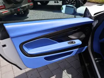 ASTON MARTIN Vanquish V12 by  Q  full CARBON