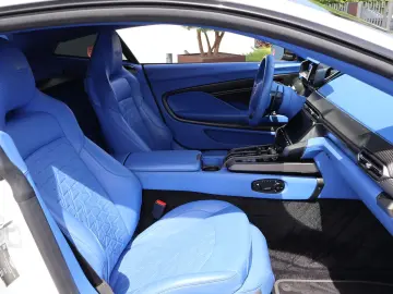 ASTON MARTIN Vanquish V12 by  Q  full CARBON