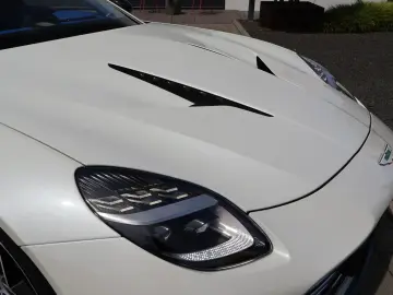 ASTON MARTIN Vanquish V12 by  Q  full CARBON