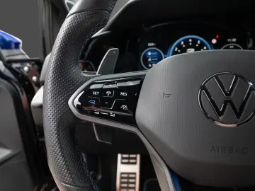 VW Golf R Performance 20 Years Carbon Harman Kardon