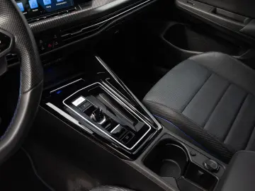 VW Golf R Performance 20 Years Carbon Harman Kardon