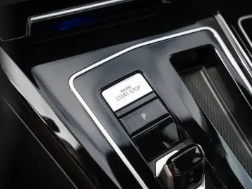 VW Golf R Performance 20 Years Carbon Harman Kardon
