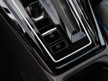VW Golf R Performance 20 Years Carbon Harman Kardon