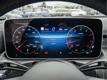 MERCEDES-BENZ CLE 450 4M AMG Sport Premium LED Pano SHD Kam