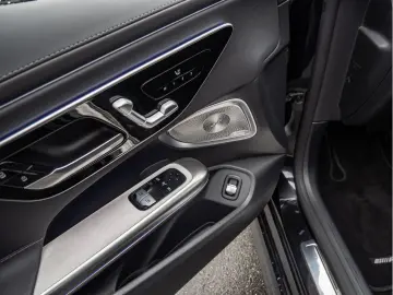 MERCEDES-BENZ CLE 450 4M AMG Sport Premium LED Pano SHD Kam