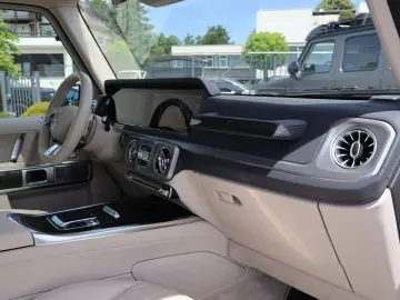MERCEDES-BENZ G 63 AMG MANUFAKTUR Superior-A22-NightP-BRABUS