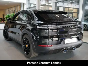 PORSCHE Cayenne Turbo E-Hybrid Coupe mit GT-Paket PDCC