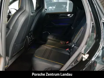 PORSCHE Cayenne Turbo E-Hybrid Coupe mit GT-Paket PDCC