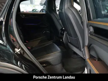 PORSCHE Cayenne Turbo E-Hybrid Coupe mit GT-Paket PDCC