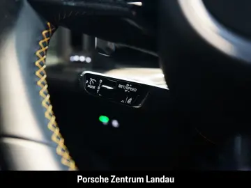 PORSCHE Cayenne Turbo E-Hybrid Coupe mit GT-Paket PDCC