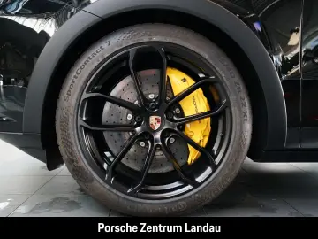 PORSCHE Cayenne Turbo E-Hybrid Coupe mit GT-Paket PDCC