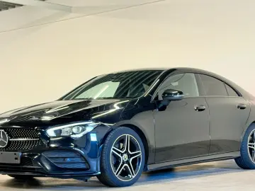 MERCEDES-BENZ CLA 180d AMG Line Night Pack