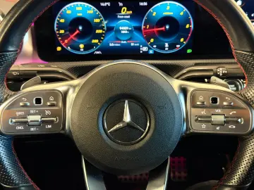 MERCEDES-BENZ CLA 180d AMG Line Night Pack