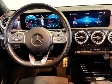 MERCEDES-BENZ CLA 180d AMG Line Night Pack