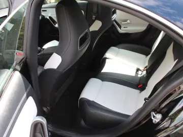 MERCEDES-BENZ CLA 200 AMG LED PDC KAMERA NAVI