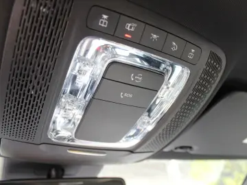 MERCEDES-BENZ CLA 200 AMG LED PDC KAMERA NAVI