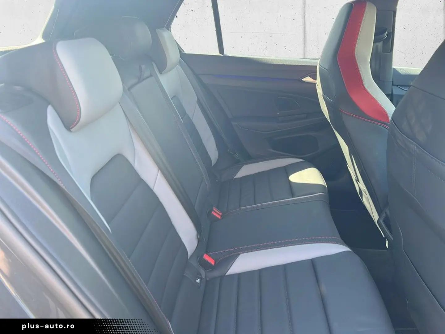 VW Golf VIII 2.0 TSI GTI Clubsport H K Akrapovic