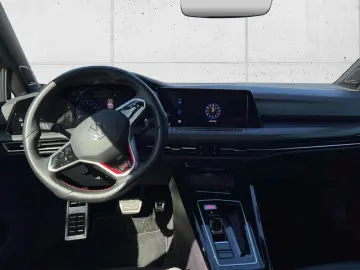 VW Golf VIII 2.0 TSI GTI Clubsport H K Akrapovic