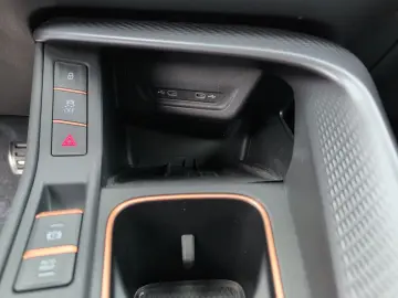 CUPRA Terramar 1.5 eTSI Edge HuD 360  18 Allwetter ACC