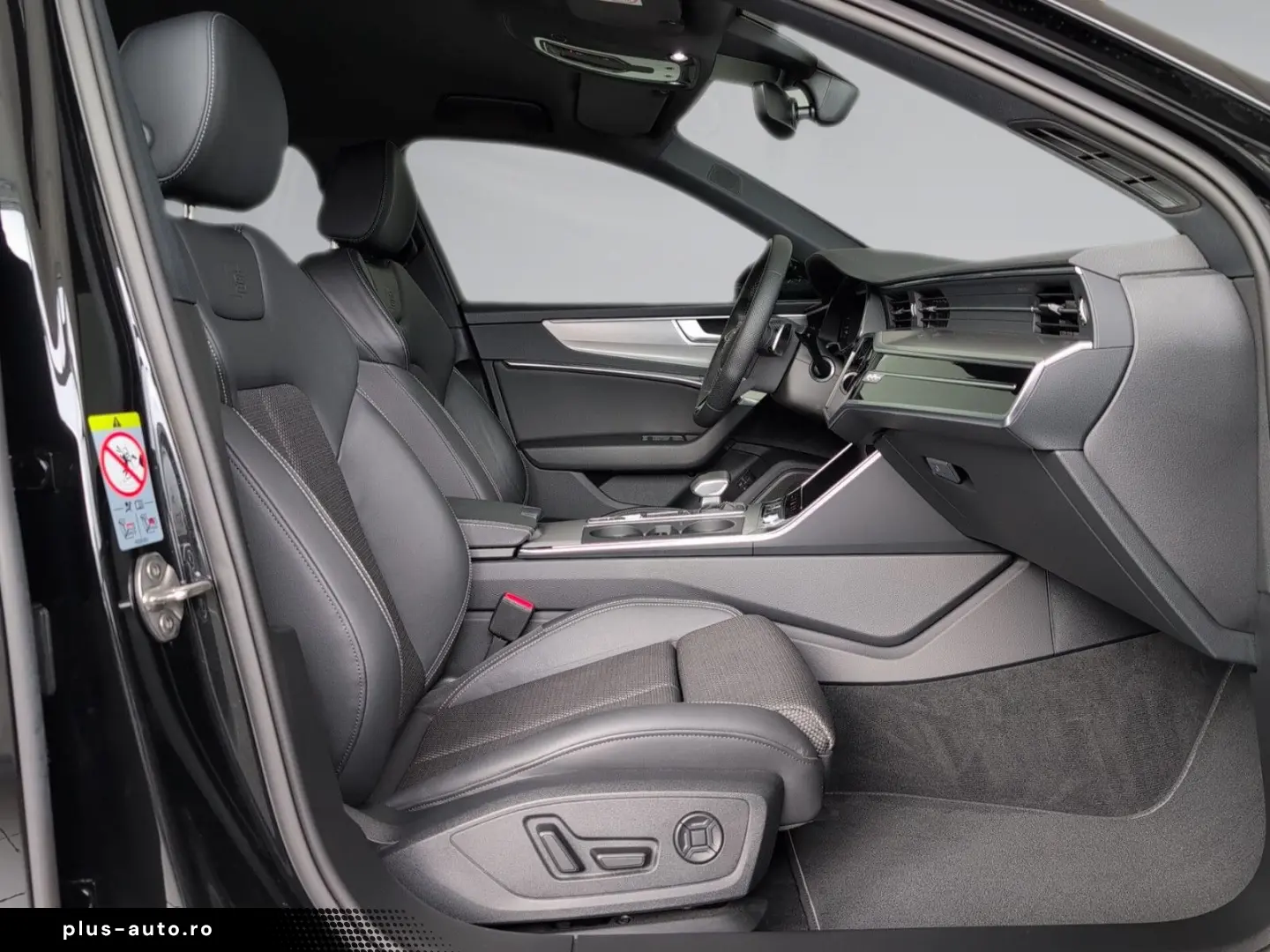 AUDI A6 55 TFSI e S-Line BLACK Matrix 21  AHK
