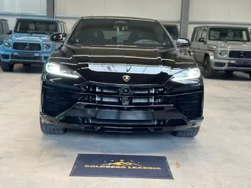 Lamborghini Urus URUS SE B&O 3D AKRAPOVIC