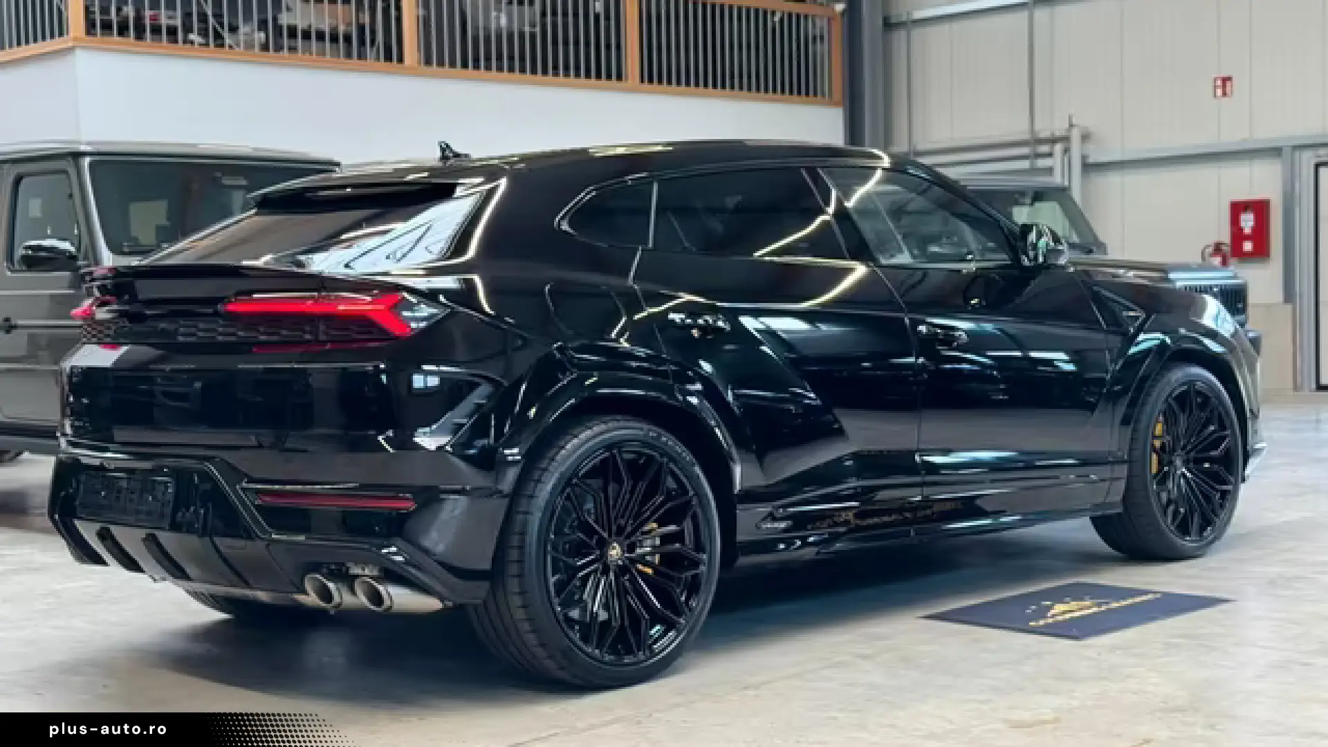 LAMBORGHINI URUS 2026 — imagine 9