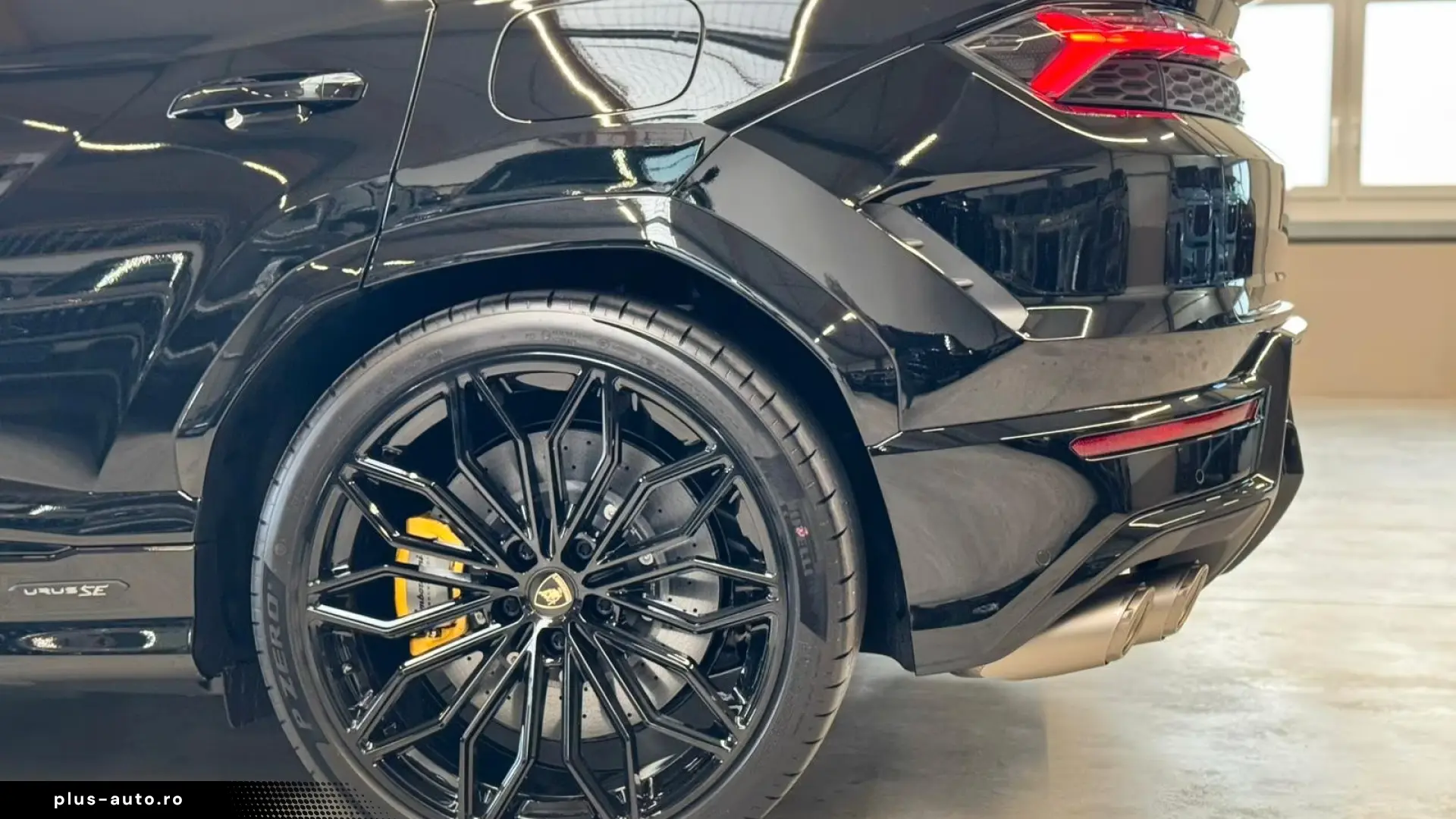 LAMBORGHINI URUS 2026 — imagine 10