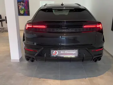 Lamborghini Urus SE MASSAGE B&O 23  PANO