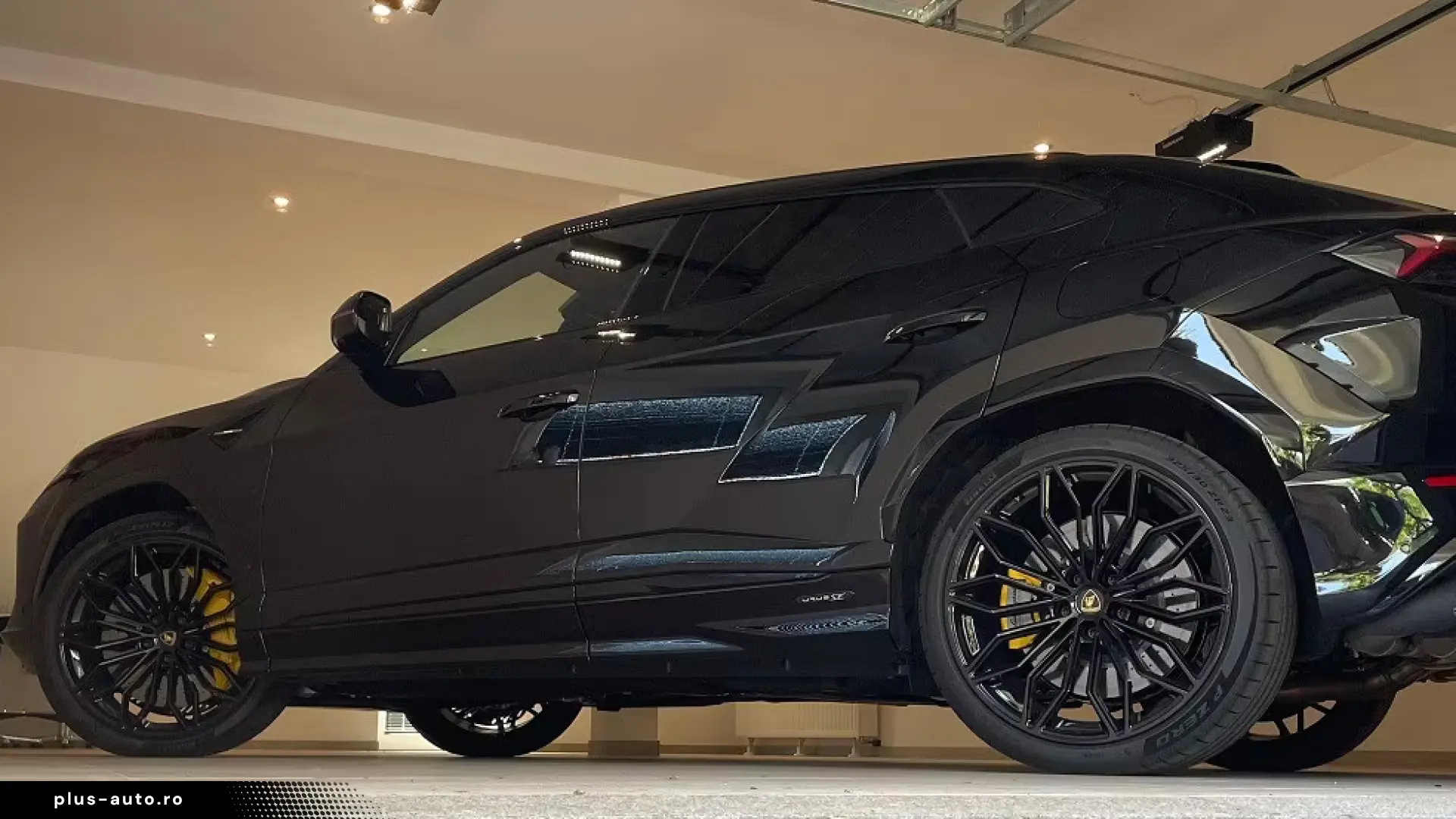LAMBORGHINI URUS 2026 — imagine 8