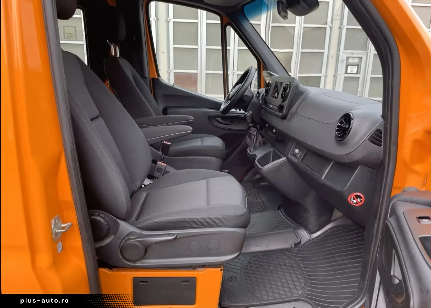 MERCEDES-BENZ Sprinter 317 CDI Tourer L2H2