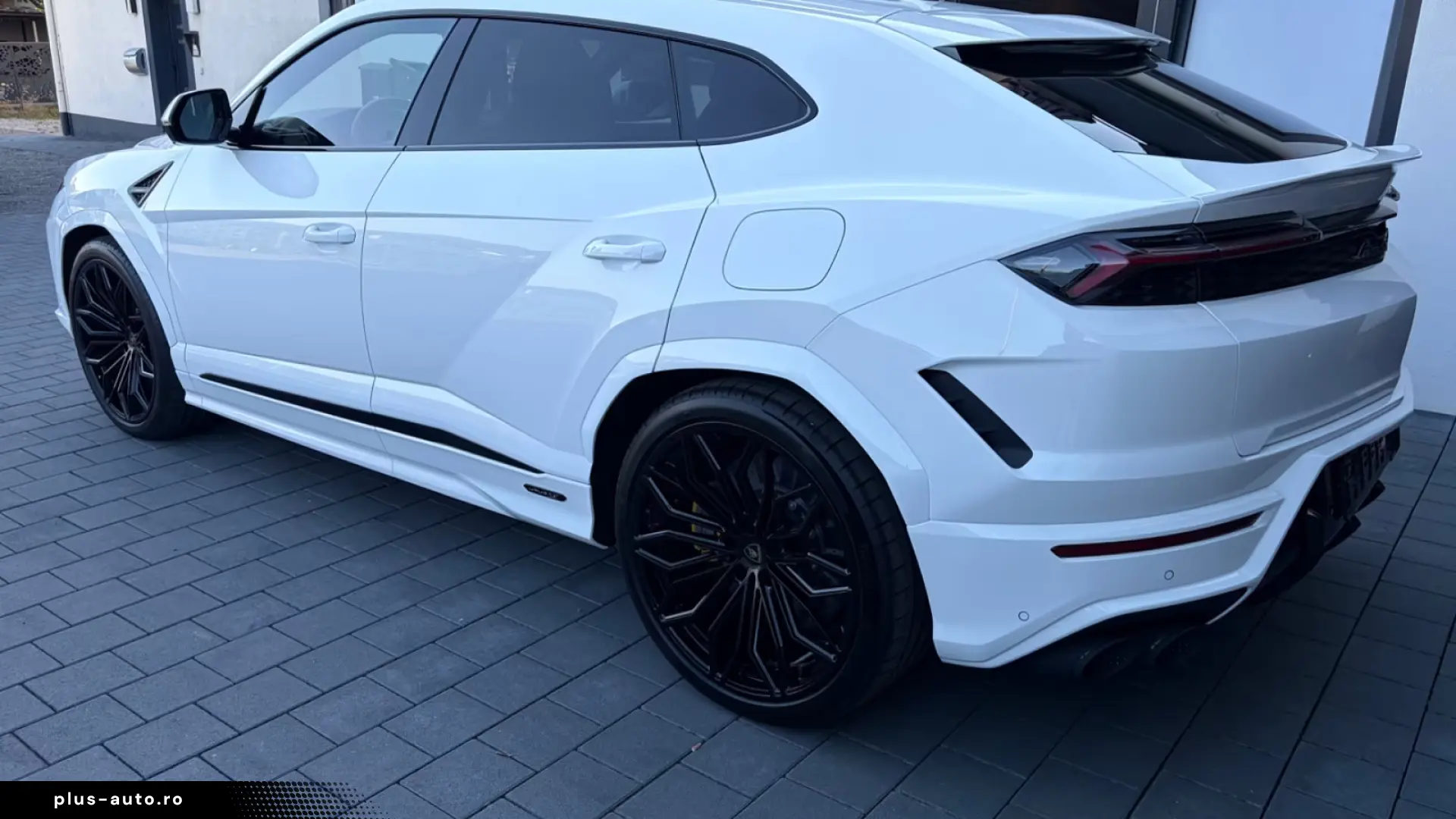 LAMBORGHINI URUS 2026 — imagine 3