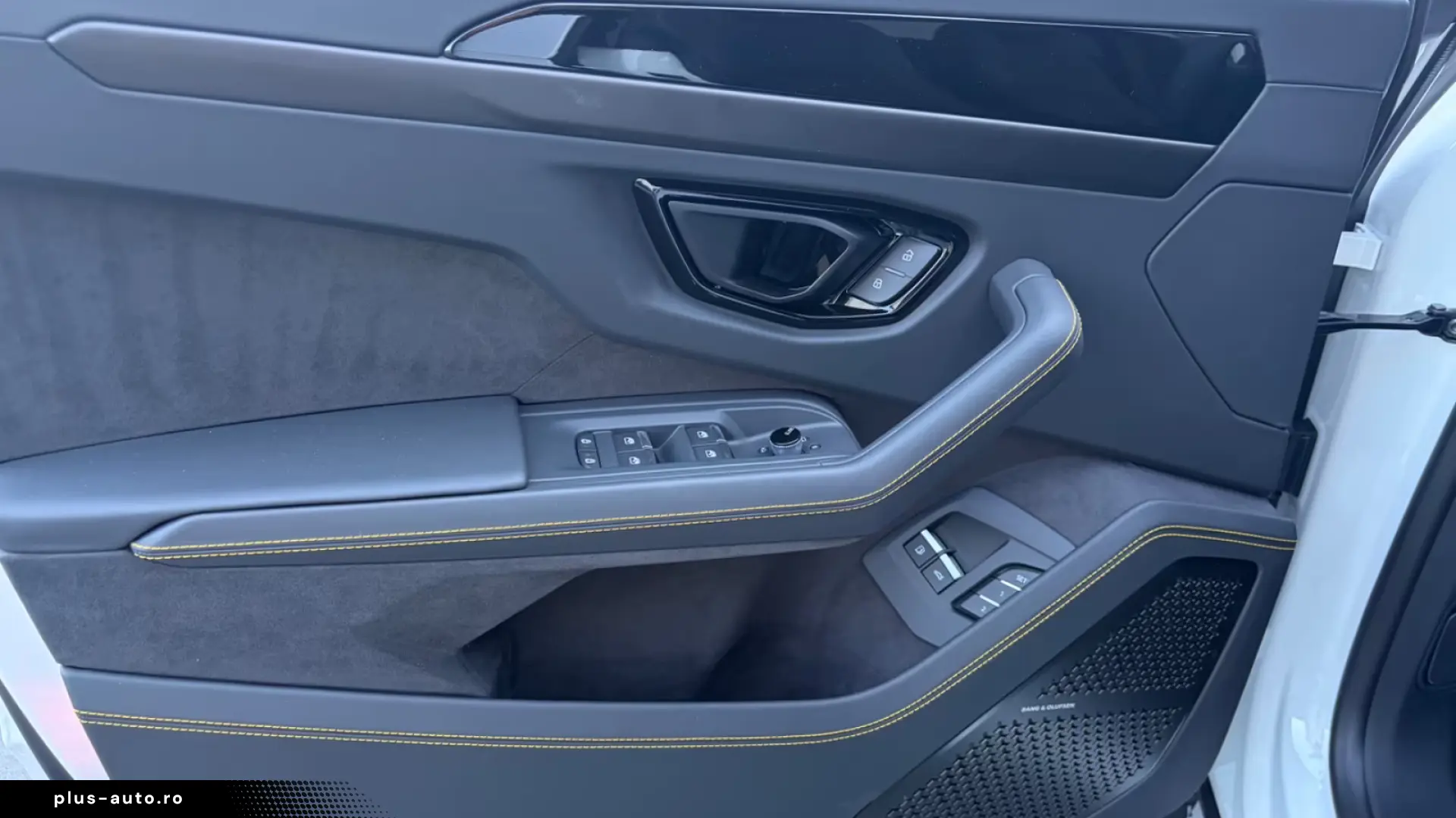 LAMBORGHINI URUS 2026 — imagine 4