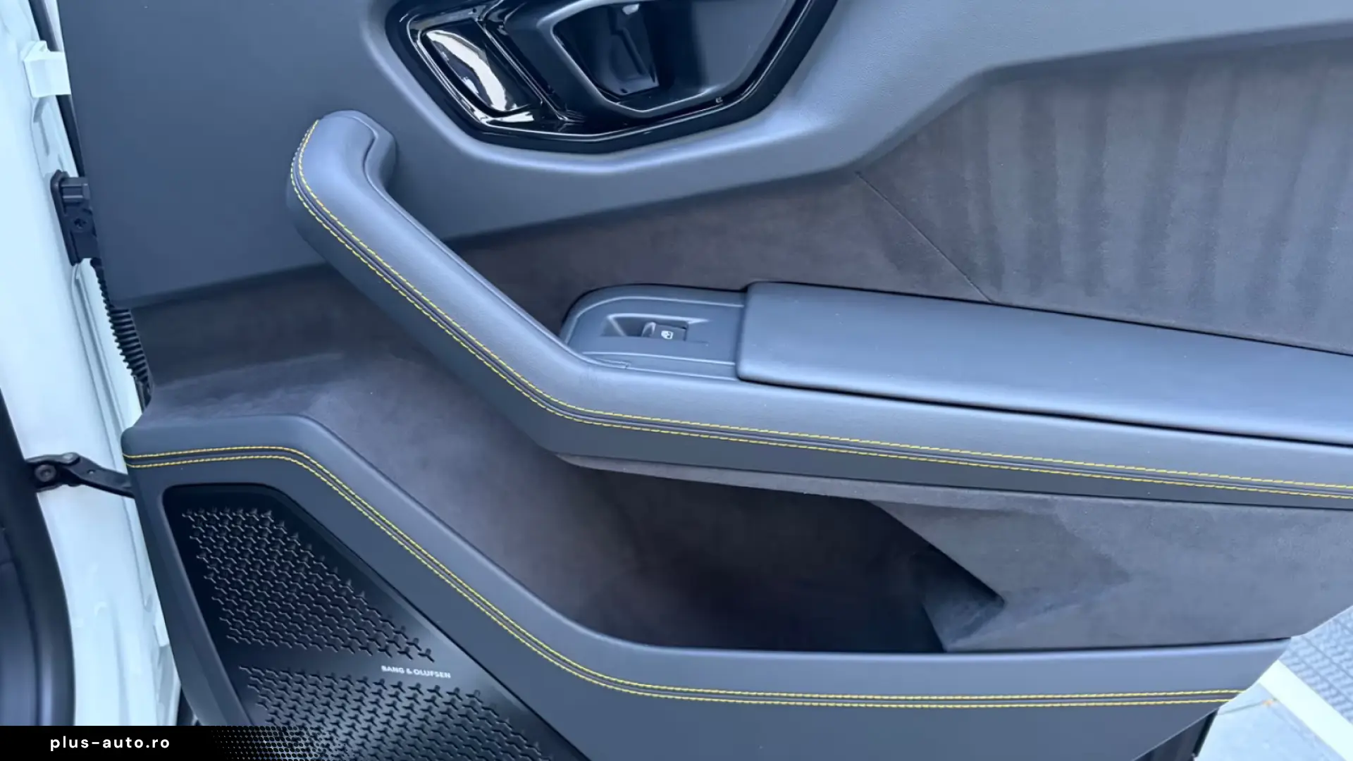 LAMBORGHINI URUS 2026 — imagine 10