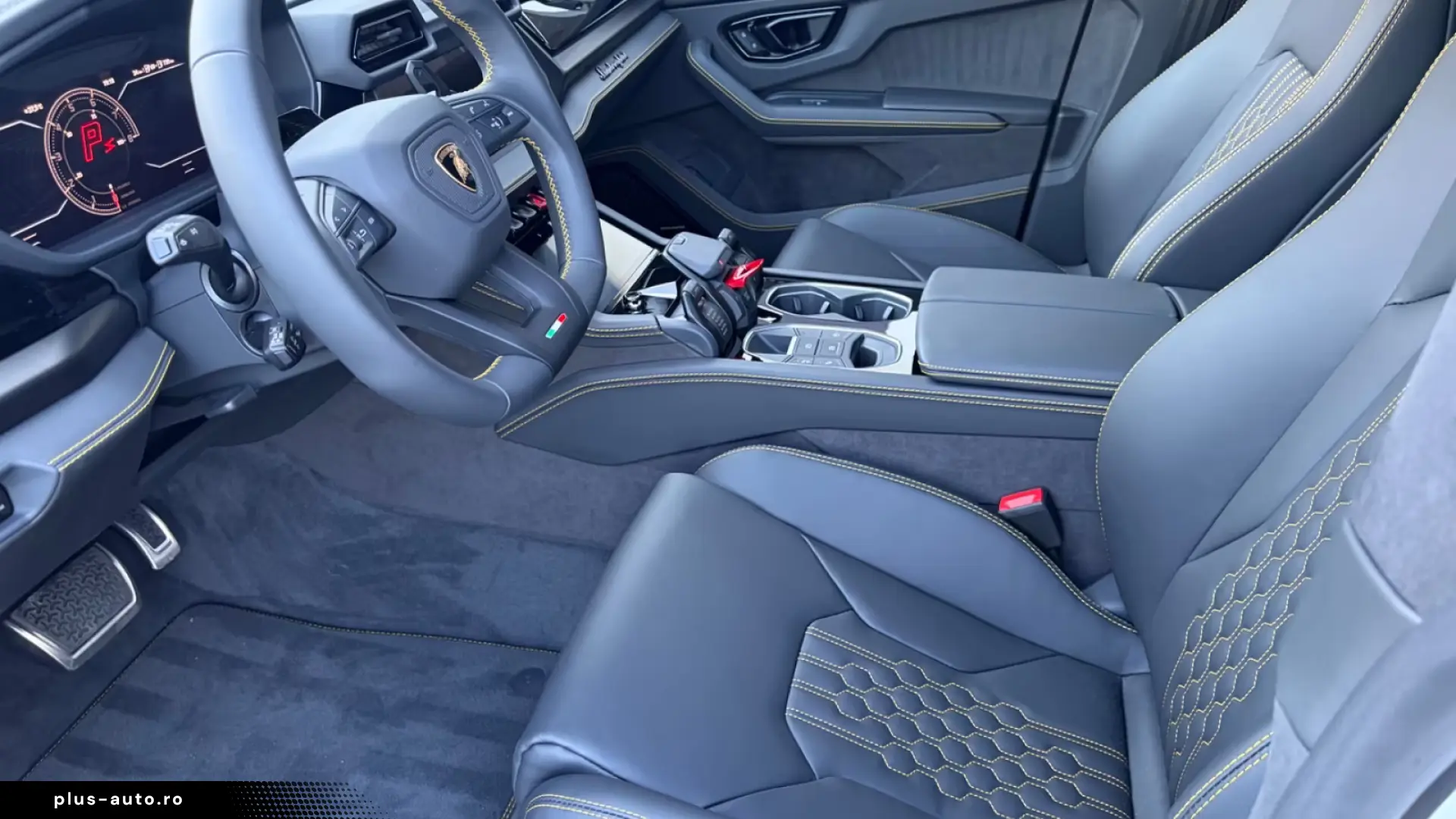 LAMBORGHINI URUS 2026 — imagine 12