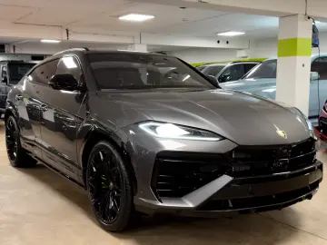 Lamborghini Urus URUS SE MASSAGE HEADUP B&O
