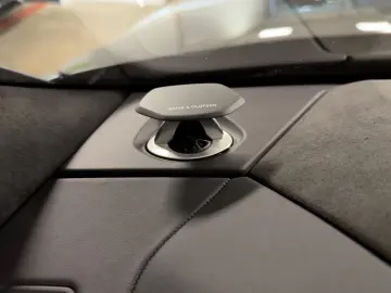 Lamborghini Urus URUS SE MASSAGE HEADUP B&O
