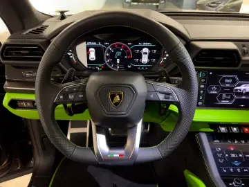 Lamborghini Urus URUS SE MASSAGE HEADUP B&O