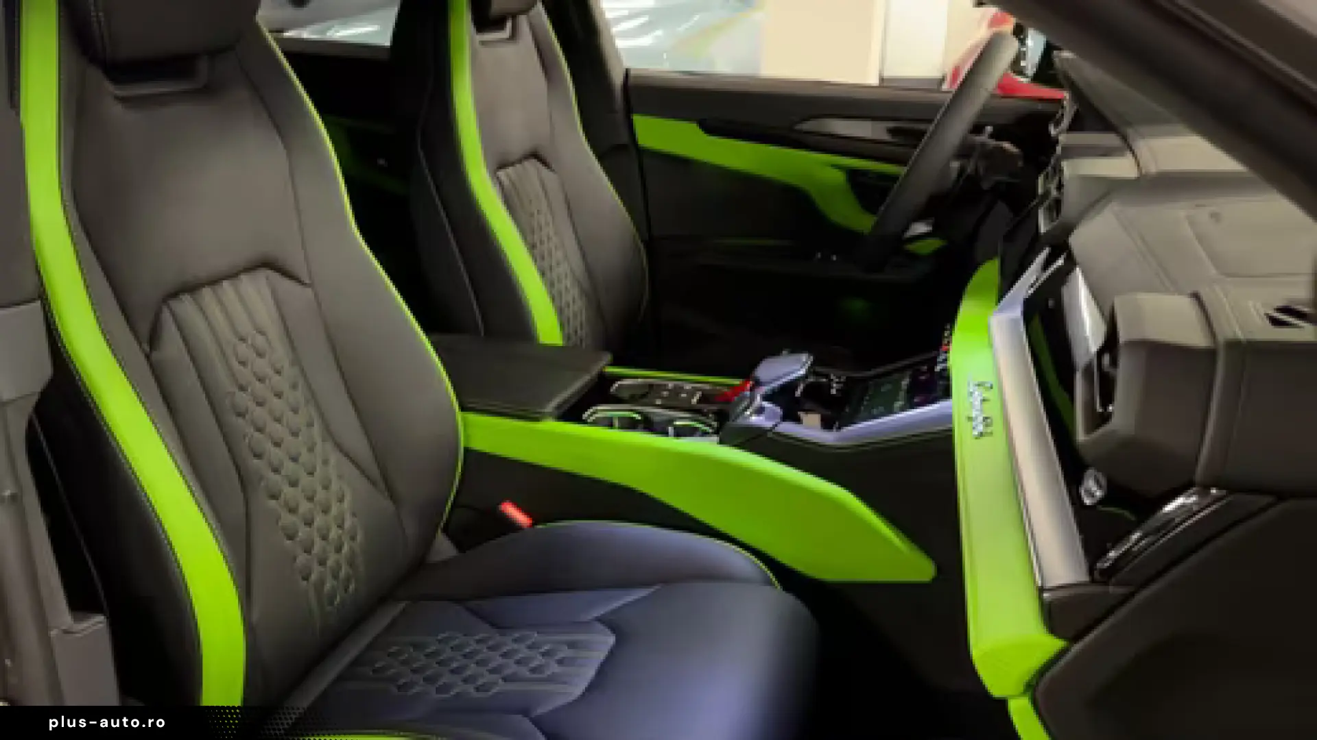 LAMBORGHINI URUS 2026 — imagine 22