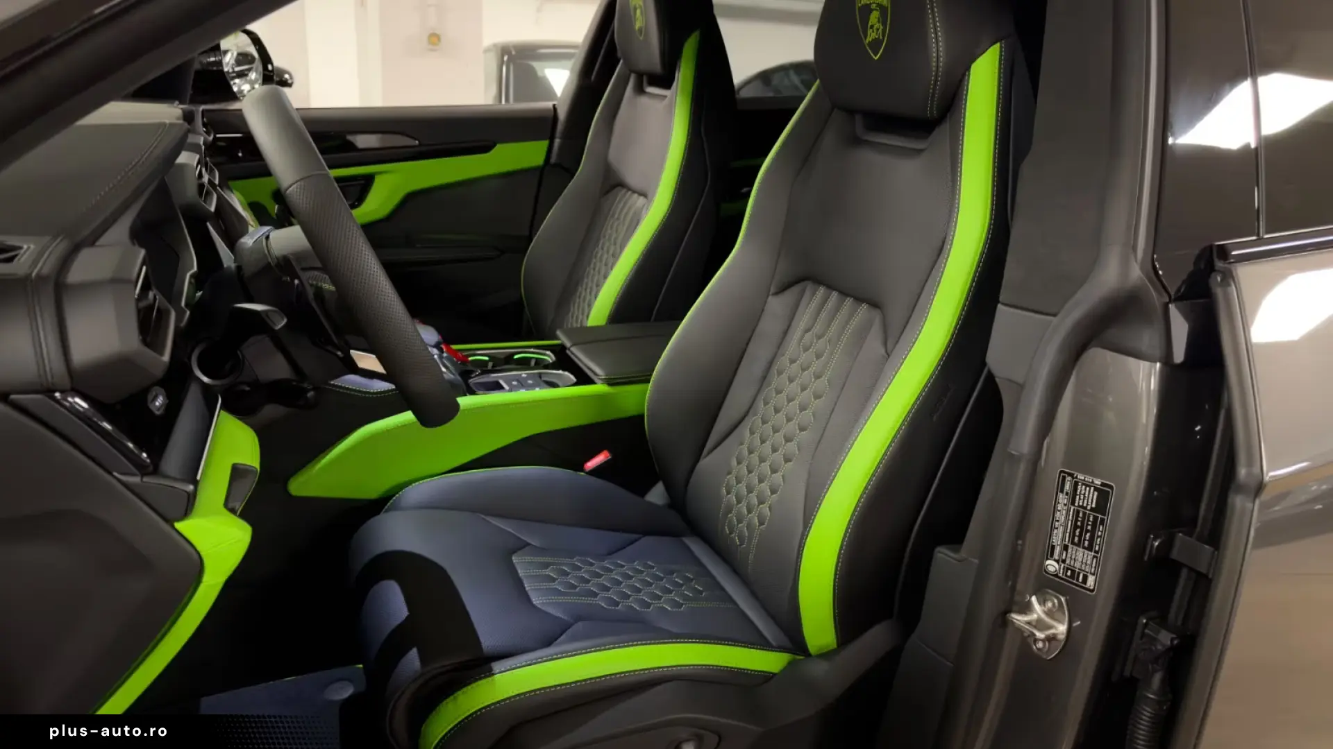 LAMBORGHINI URUS 2026 — imagine 24
