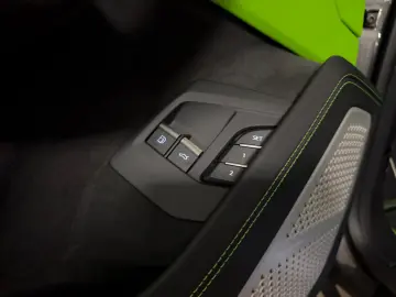 Lamborghini Urus URUS SE MASSAGE HEADUP B&O
