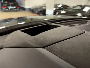 Lamborghini Urus URUS SE MASSAGE HEADUP B&O