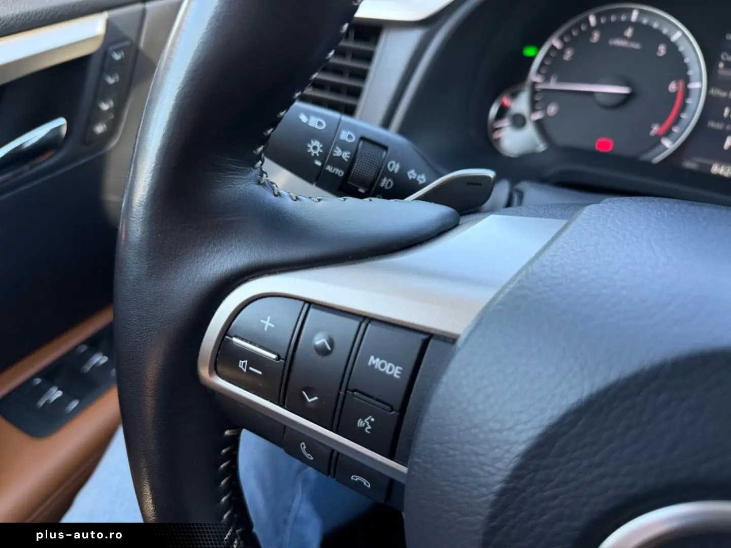 LEXUS RX 2022 — imagine 15
