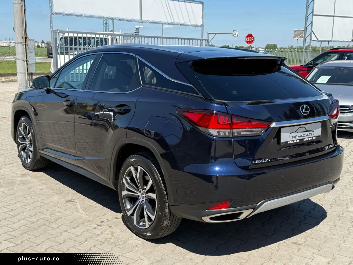 LEXUS RX 2022 — imagine 2