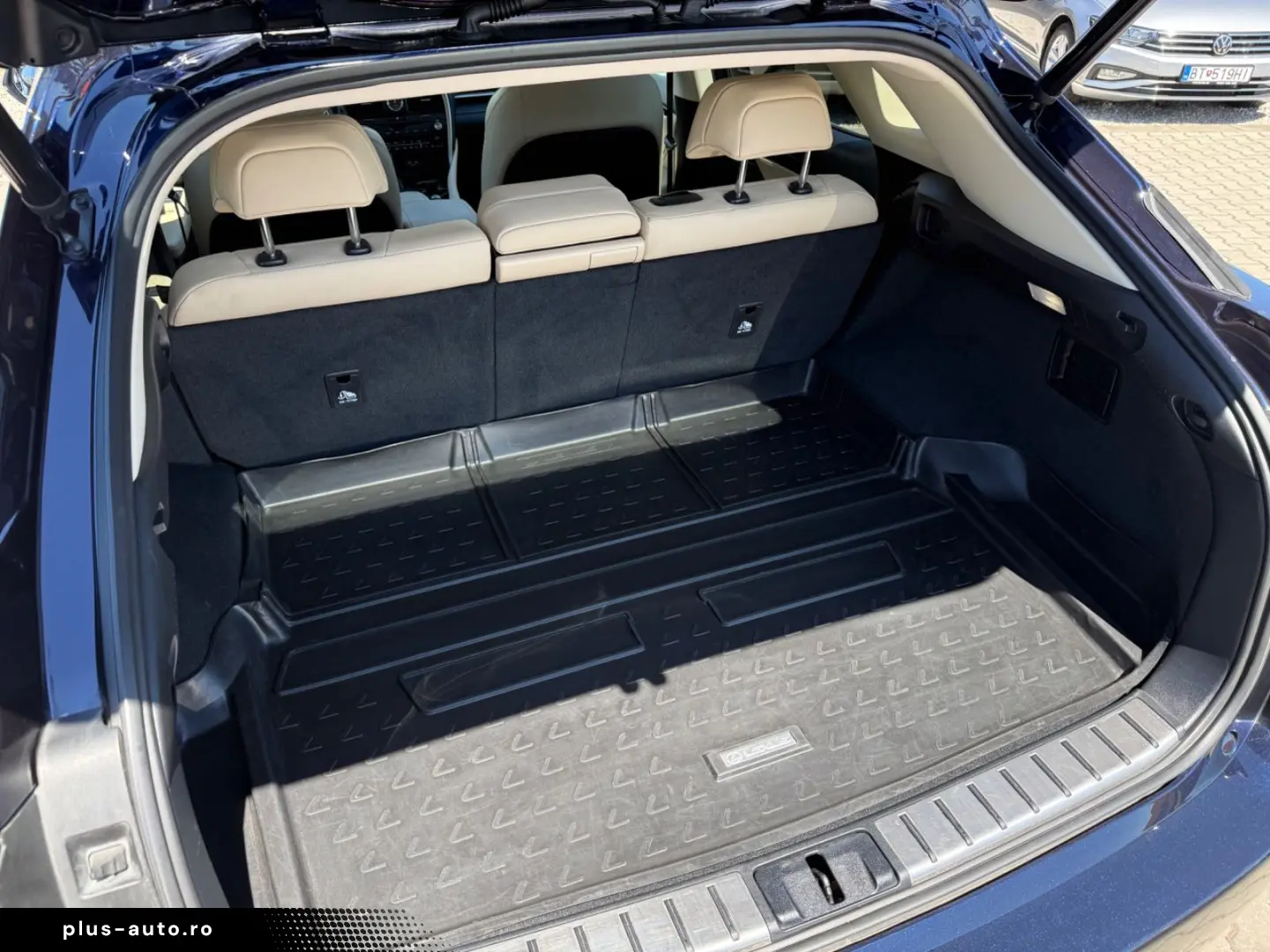 LEXUS RX 2022 — imagine 3