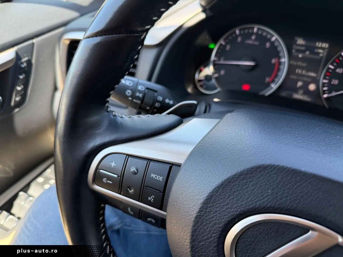 LEXUS RX 2022 — imagine 15