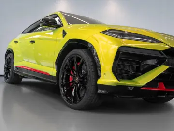 Lamborghini Urus 4.0 V8 PHEV SE