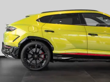 Lamborghini Urus 4.0 V8 PHEV SE