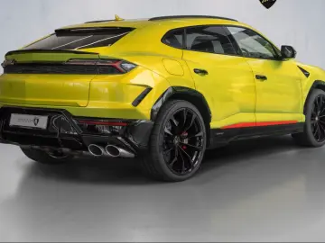 Lamborghini Urus 4.0 V8 PHEV SE