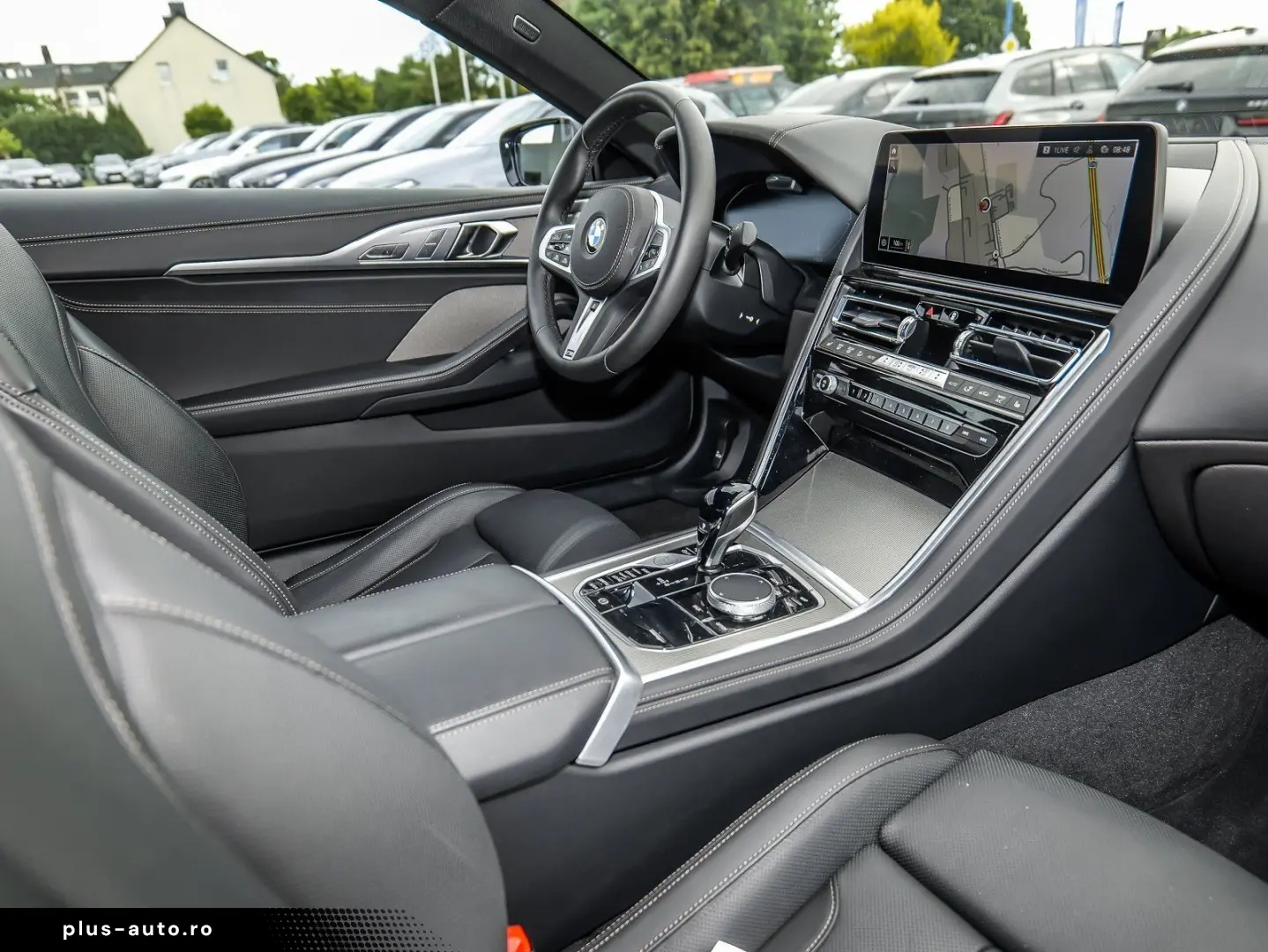 BMW 8 Series 2025 — imagine 14