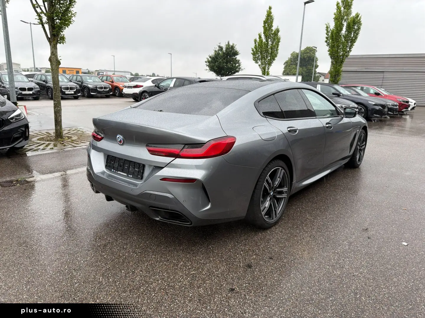 BMW 8 Series 2023 — imagine 19